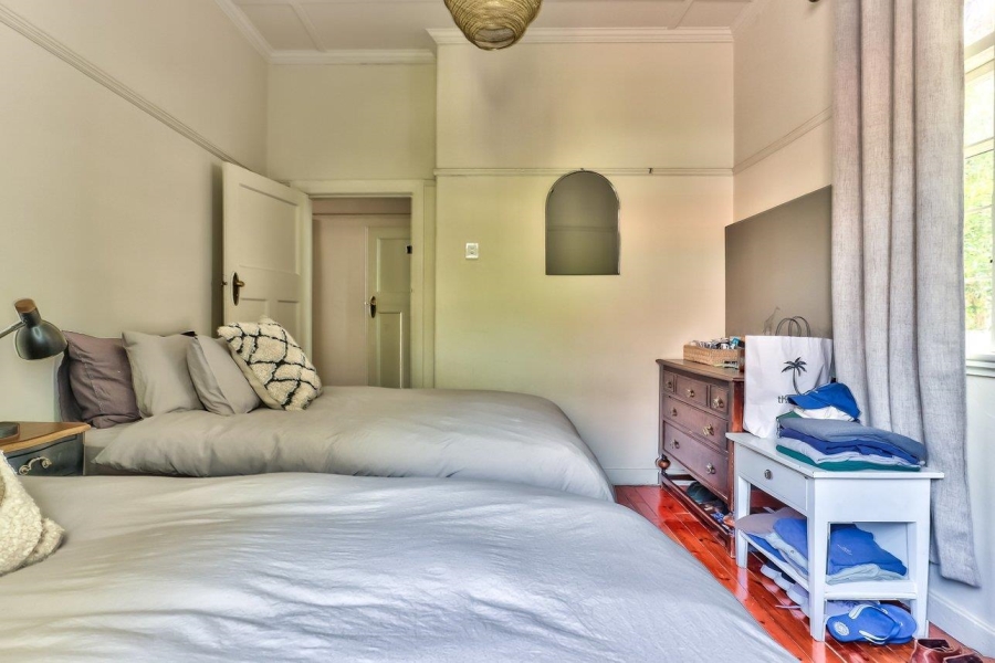 To Let 2 Bedroom Property for Rent in Vredehoek Western Cape